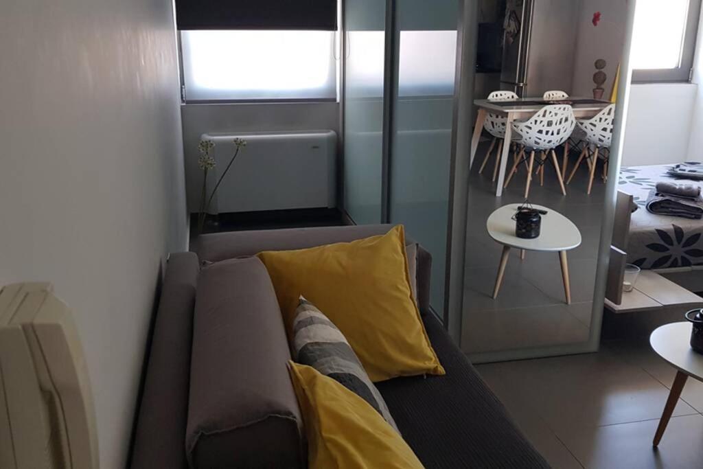 Hitech Appartment Amaliada Exterior foto